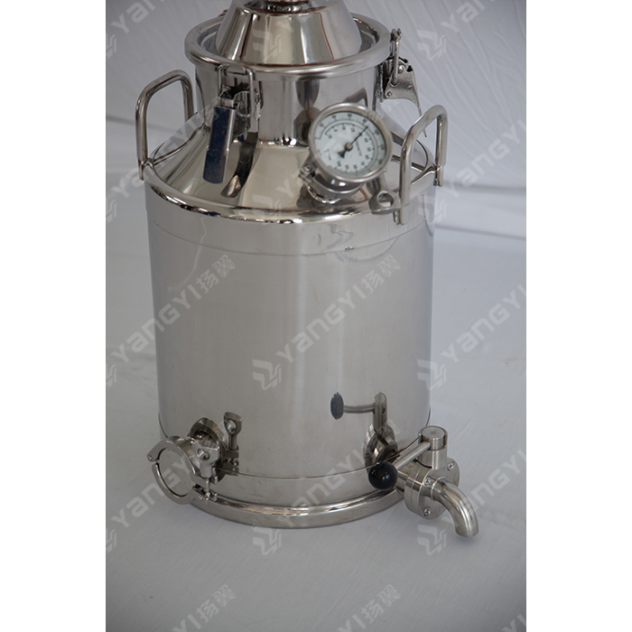 50L tank with copper helment and lyne arms